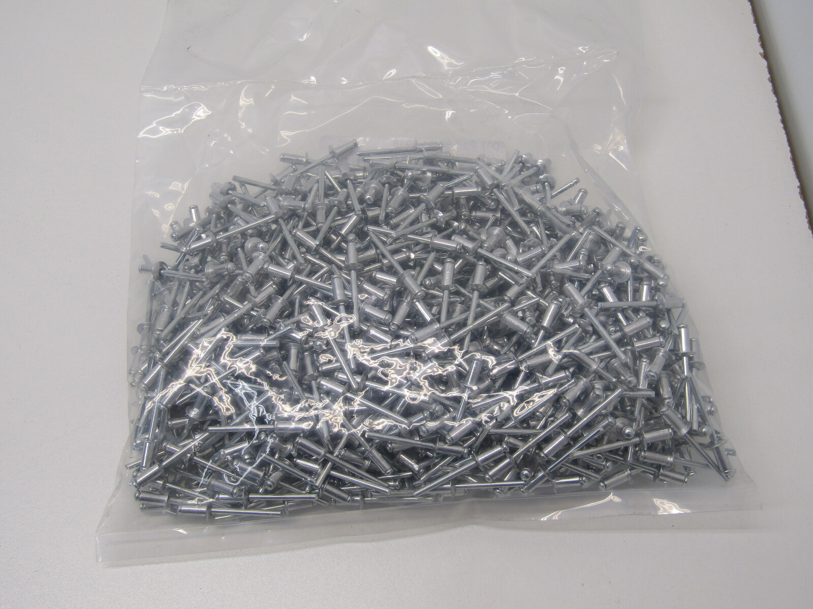 NEST NXB-3 US,99-10-1271 (650ea) RIVET F/NEST ASSY